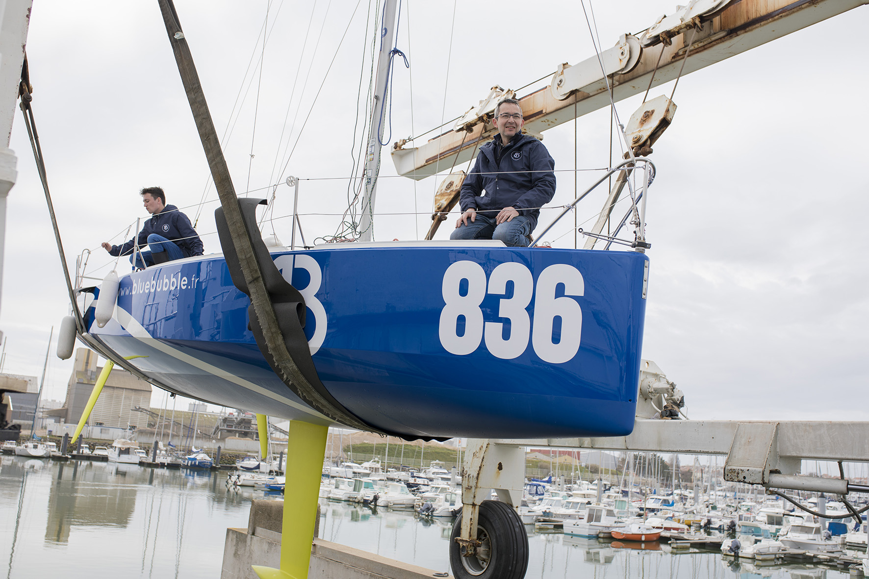 blue-bubble-boat